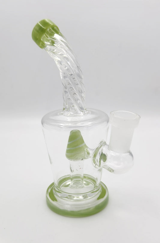 Small rig with spiral neck design and color cone