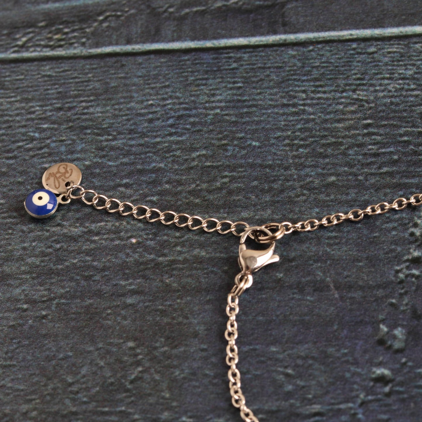 Agate Triceratop Figurine - Small