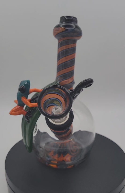 Fishbach Frog Bub w Downstem and Bowl