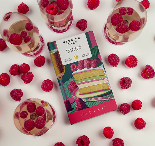 deVINE 200mg D9 Chocolate Bar - Wedding Cake - Champagne Raspberries