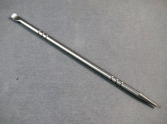 Titanium scoop point dabber